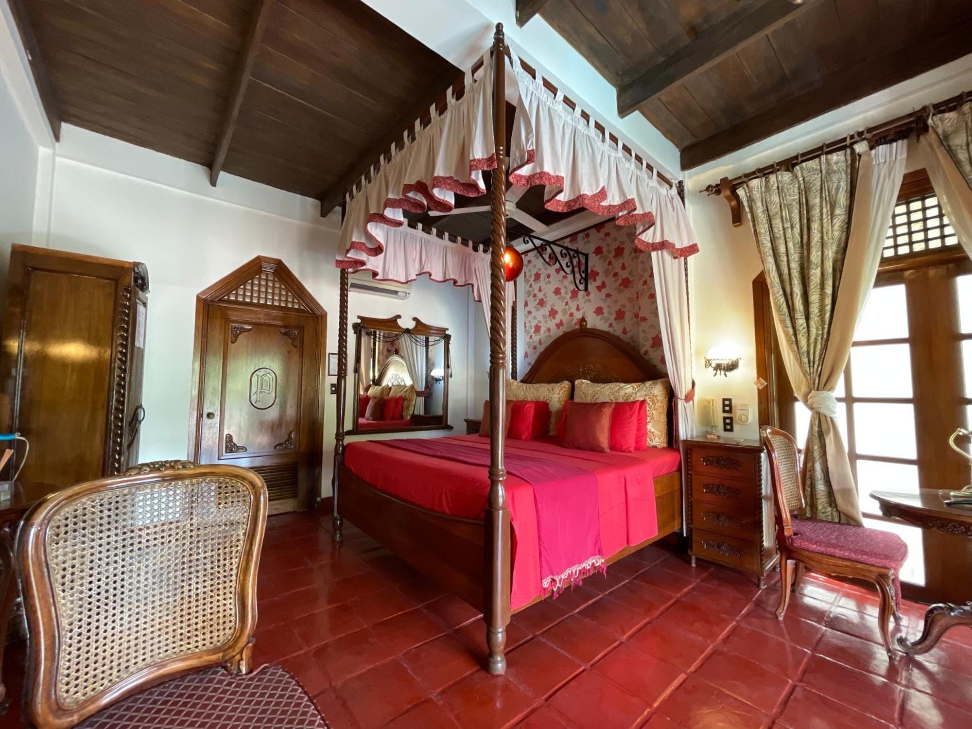 Tropicana Castle Dive Resort Powered By Cocotel Пуерто Галера Стая снимка